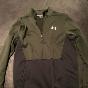 Green and black Under Armour sports fleece